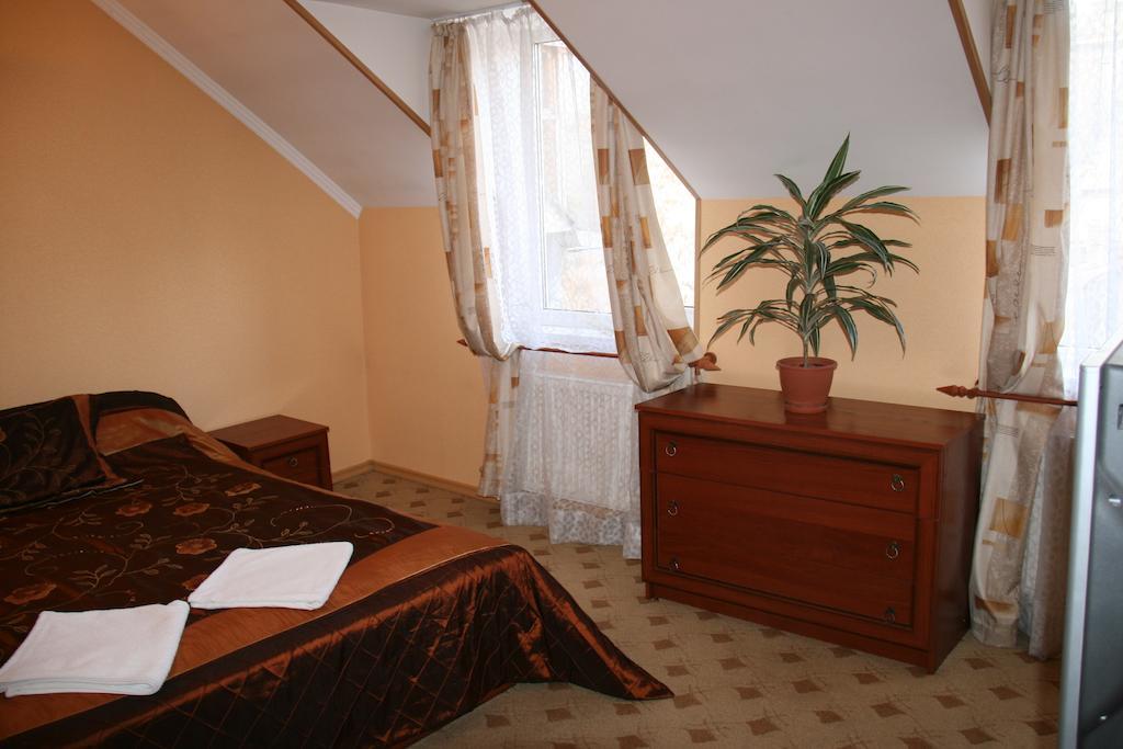 Ekaterininskaya Apartments Odessa Phòng bức ảnh